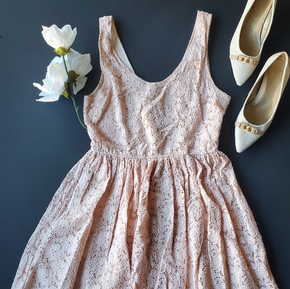 Coveted Clothing Dresses & Skirts - Coveted Clothing Pink crochet Lace Dress